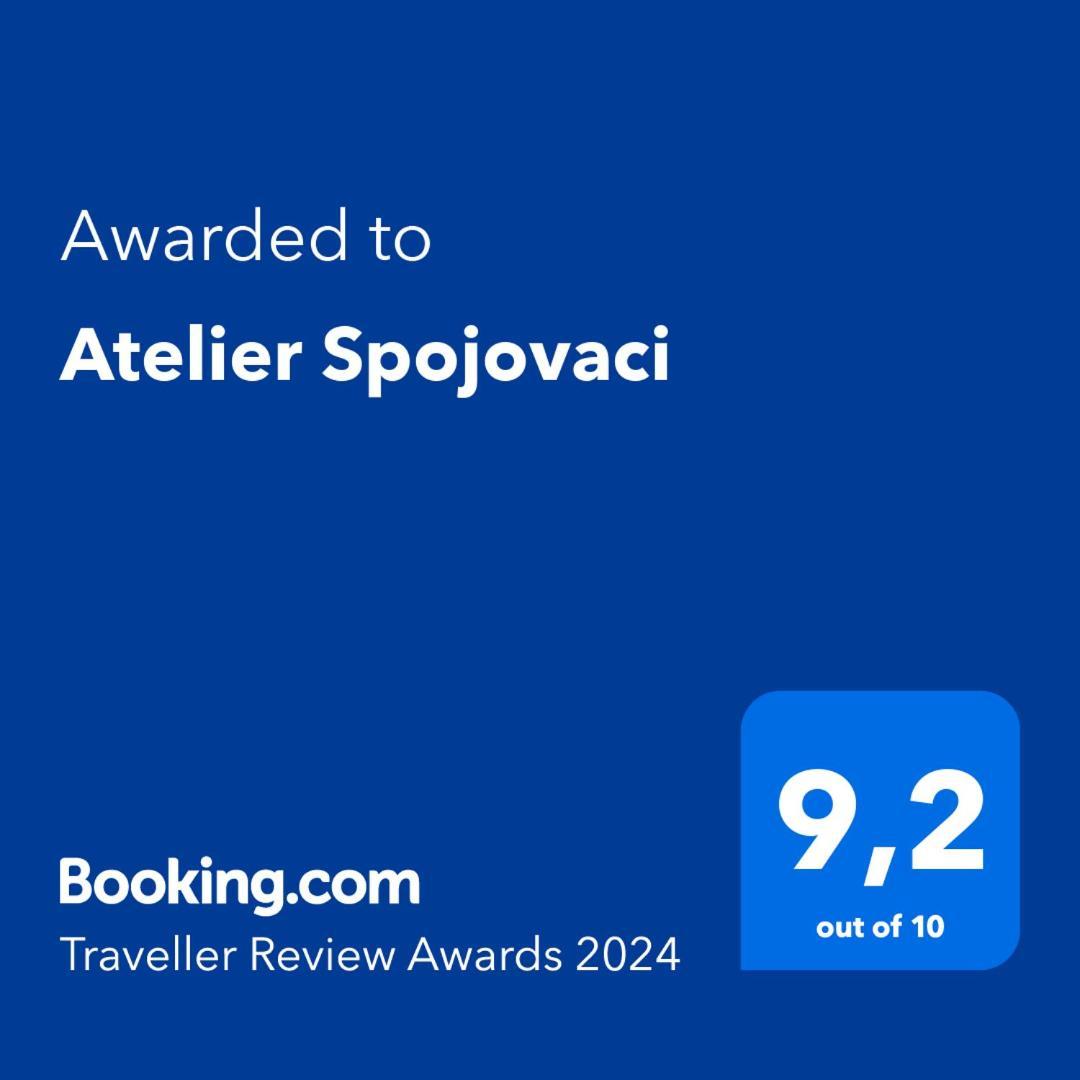 Atelier Spojovaci Apartment Cesky Krumlov Luaran gambar